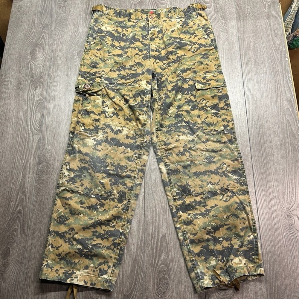 Parklands Canada Duty BDU Digital Camo Cargo Pants Mens Large Regular Tactical